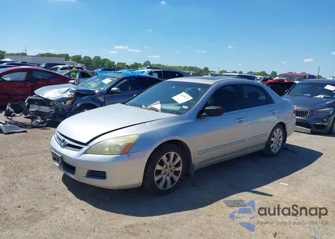 2006 Honda Accord 3.0 Ex from USA, damaged, VIN 1HGCM66516A018325